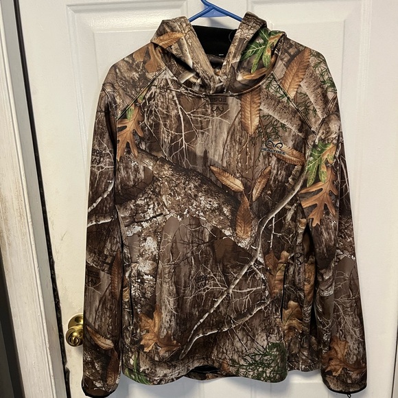 Realtree Camouflage Outdoor pullover hoodie with built in face shield NWOT - Picture 1 of 5